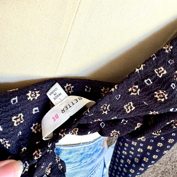 Better Be Boho Floral Crop Top - Size Large - Picture 5 of 6